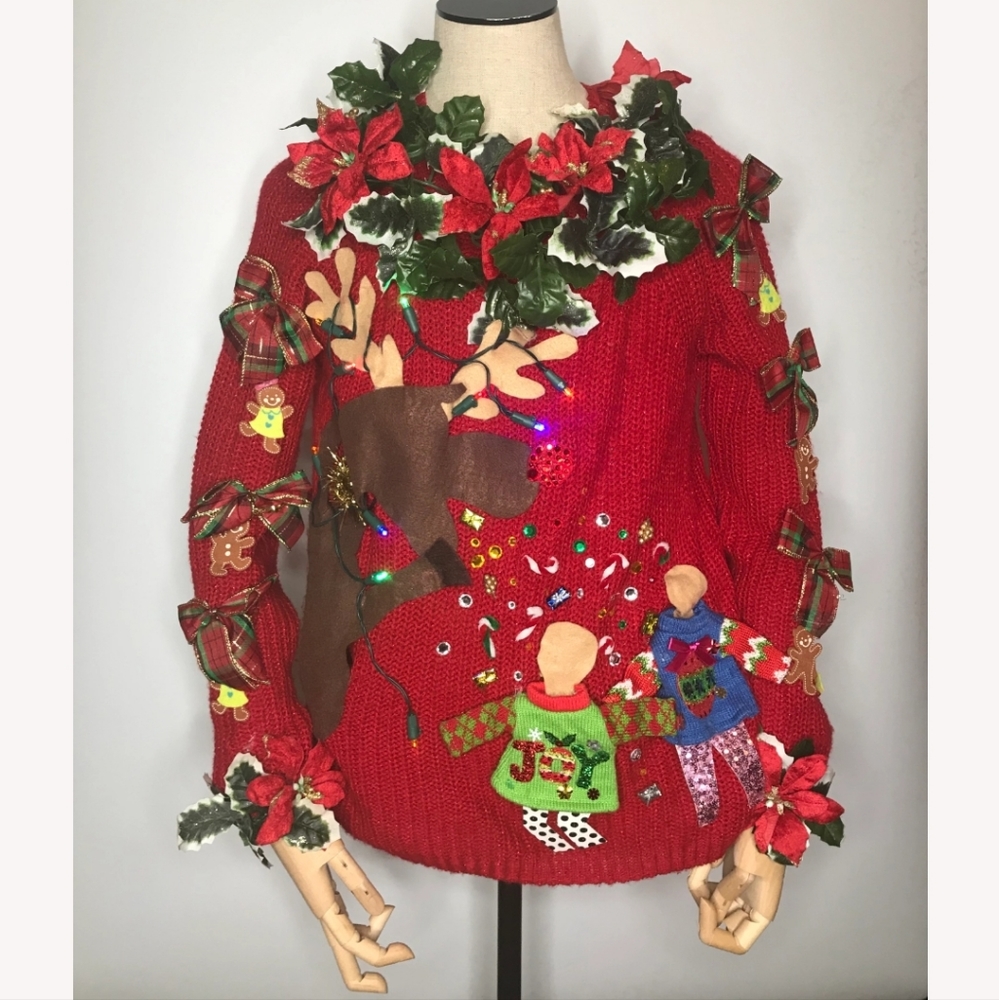 Holiday Festive Floral Red Christmas Reversible Vest - Picture 2 of 8